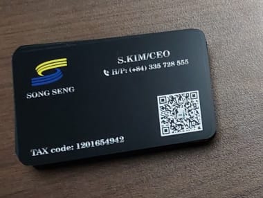 Danh thiếp giấy nhựa